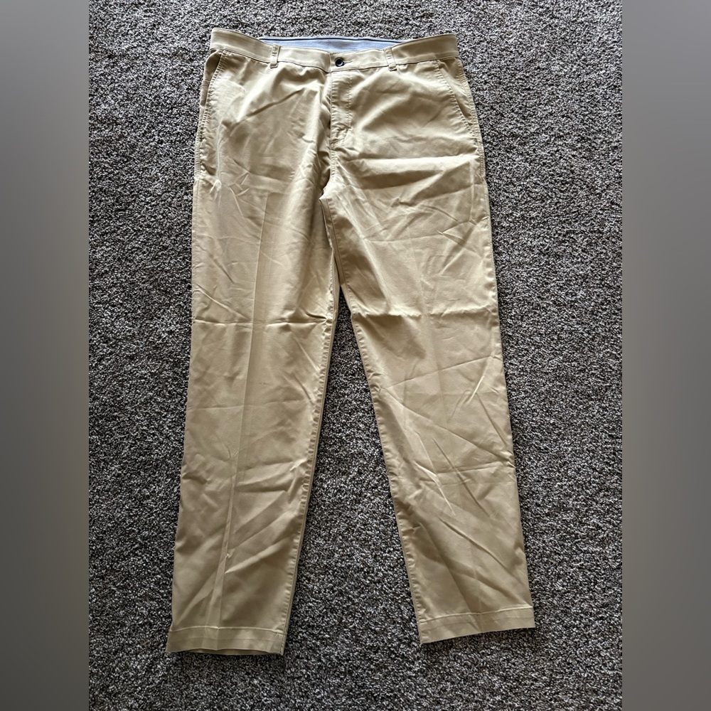 Nike Men's Khaki Chinos